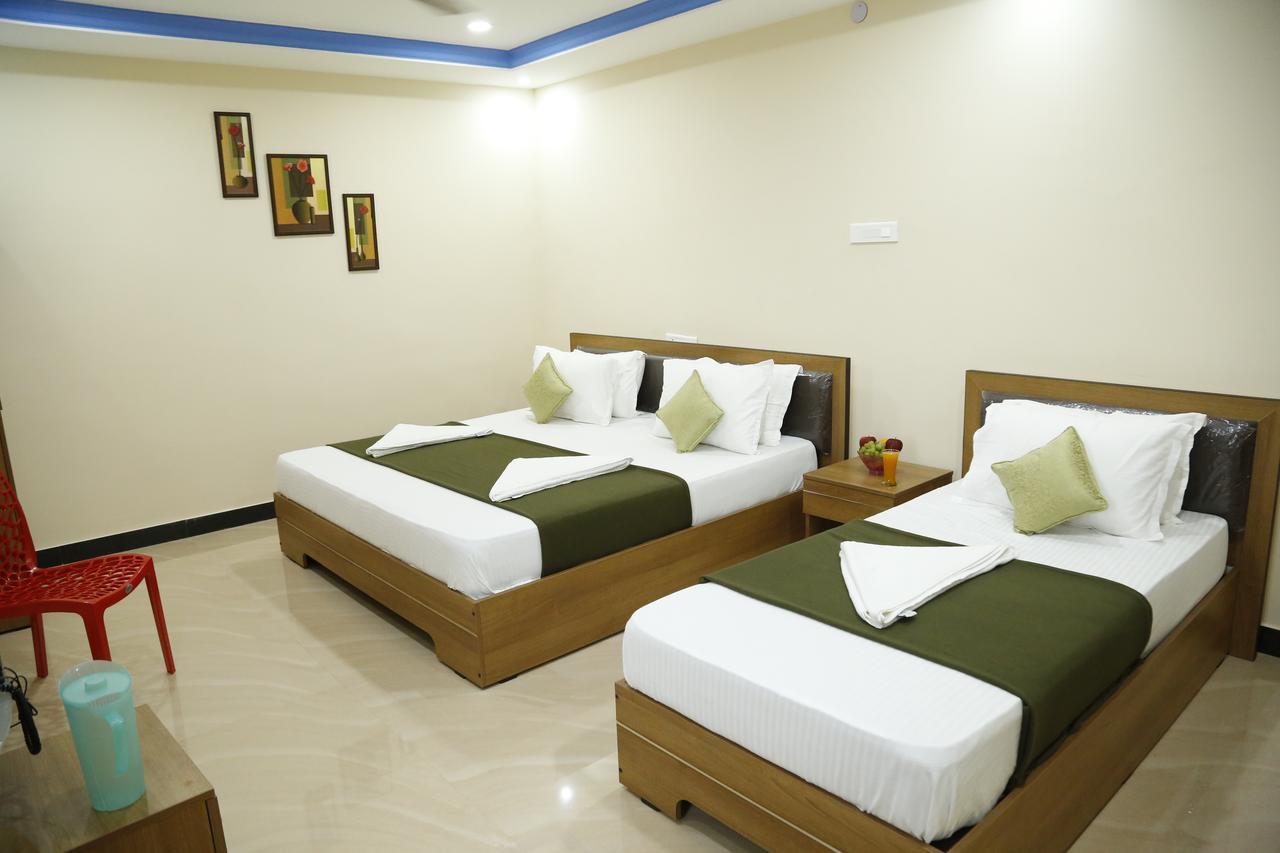 Hotel New Amirtham Inn Palni Exterior foto