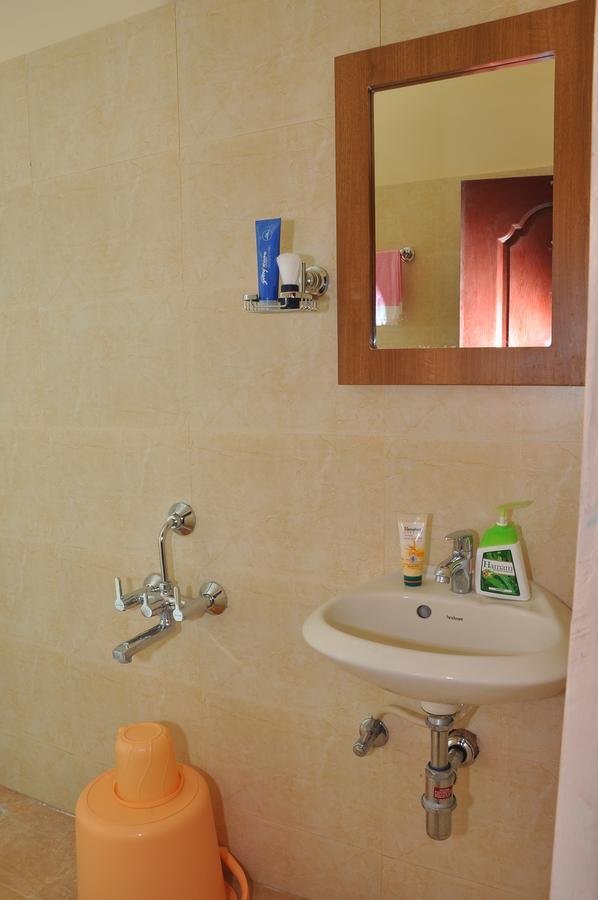 Hotel New Amirtham Inn Palni Exterior foto
